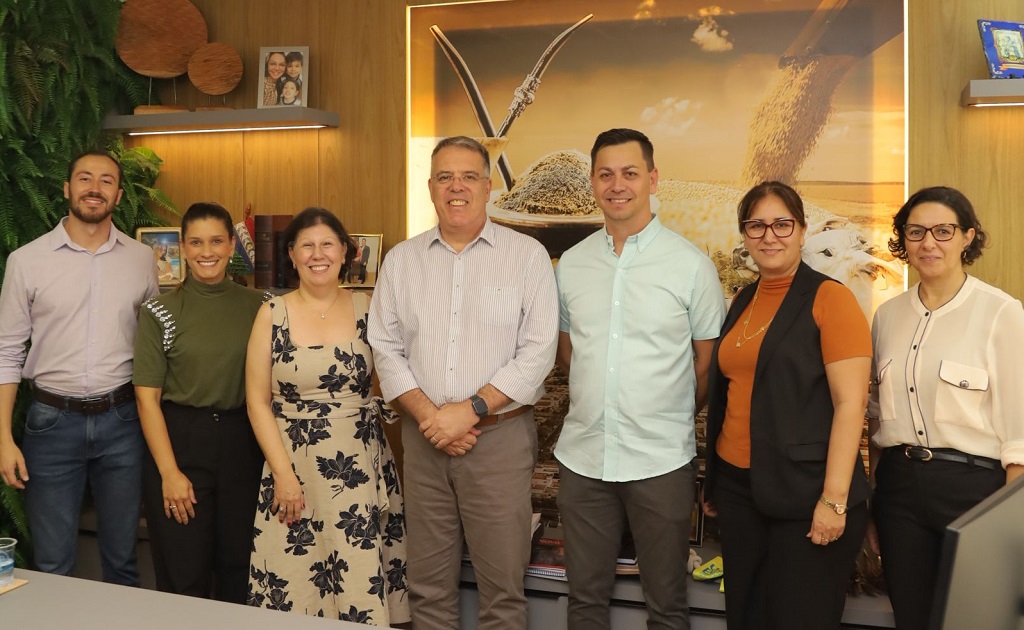 Ponta Porã: Eduardo Campos ressalta atenção exclusiva ao empossar secretário de Esporte e Lazer