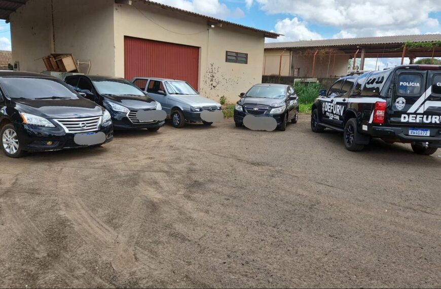 Organização criminosa que confeccionava placas falsas é alvo da polícia