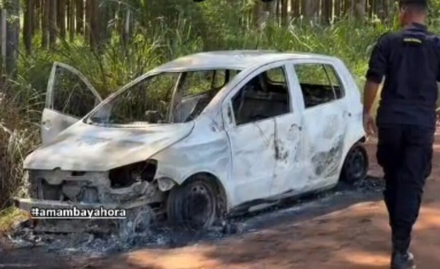 Carro que pode ter sido usado em crime no Residencial 1 encontrado queimado
