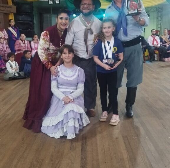 CTG Querência da Saudade de Ponta Porã é campeão com Xiru e 3º com mirim em Rodeio de Dourados