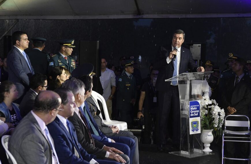 Governo do Estado entrega armamentos e motos de alta cilindrada à Polícia Militar