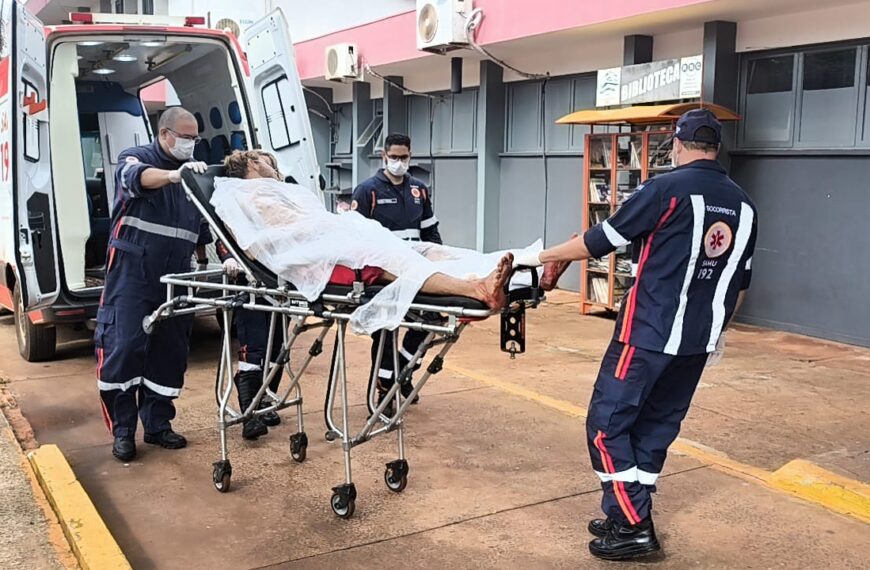 Homem é esfaqueado no peito após confusão