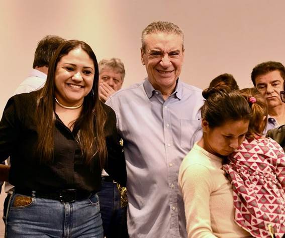 “Moradia é dignidade”, diz Corrêa sobre construção de casas em 13 aldeias e assentamentos