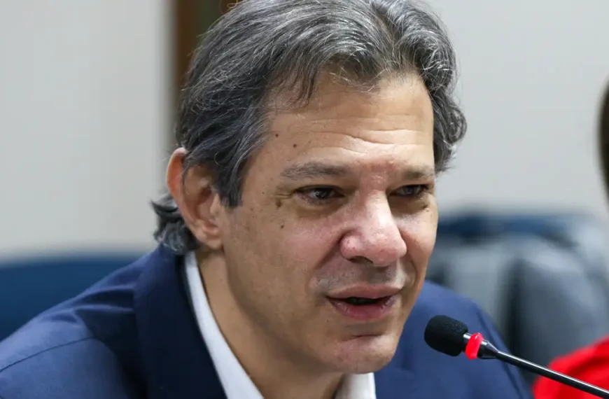 Haddad viaja à Califórnia para buscar investimentos em data centers