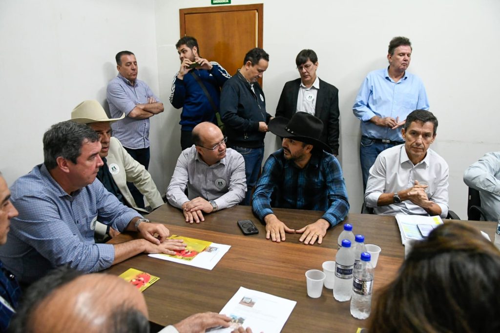 Em Dourados, Governo de MS valoriza setor agropecuário e garante obras de infraestrutura