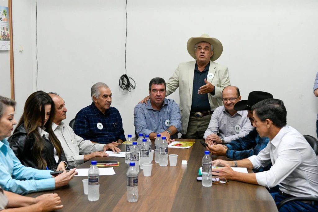 Em Dourados, Governo de MS valoriza setor agropecuário e garante obras de infraestrutura