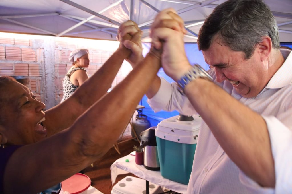 UEMS na Comunidade leva cidadania a milhares de moradores do São Conrado e região UEMS na Comunidade leva cidadania a milhares de moradores do São Conrado e região