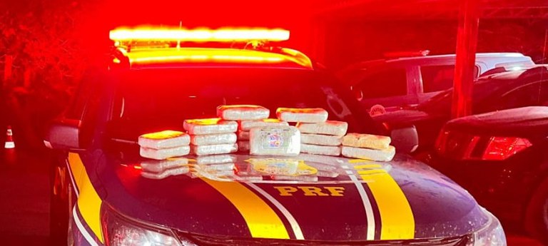 PRF apreende 16 quilos de skunk em Camapuã; droga seria levada para Brasília