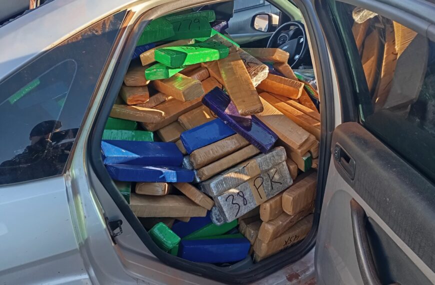 PM apreende mais de uma tonelada de maconha na MS-060