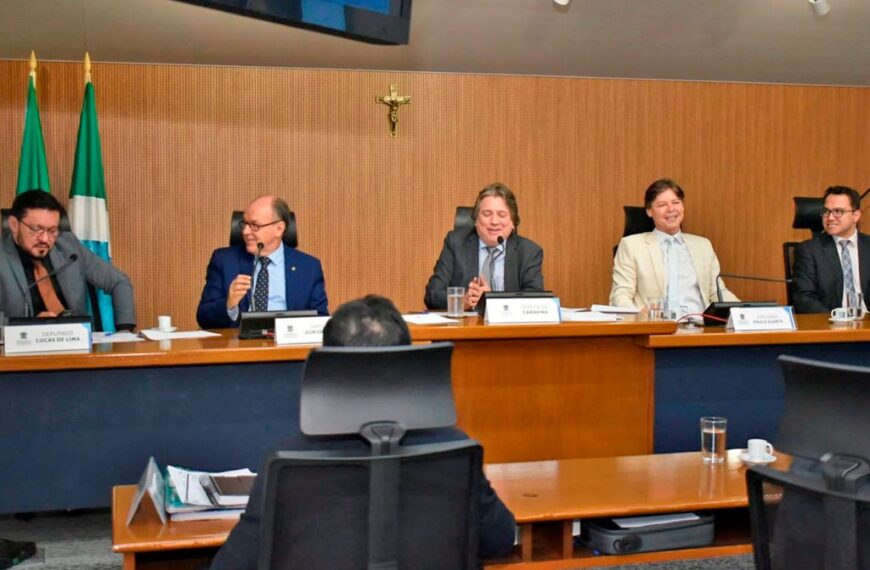 CCJR aprova projeto da LDO que estima R$ 27 bilhões para 2026