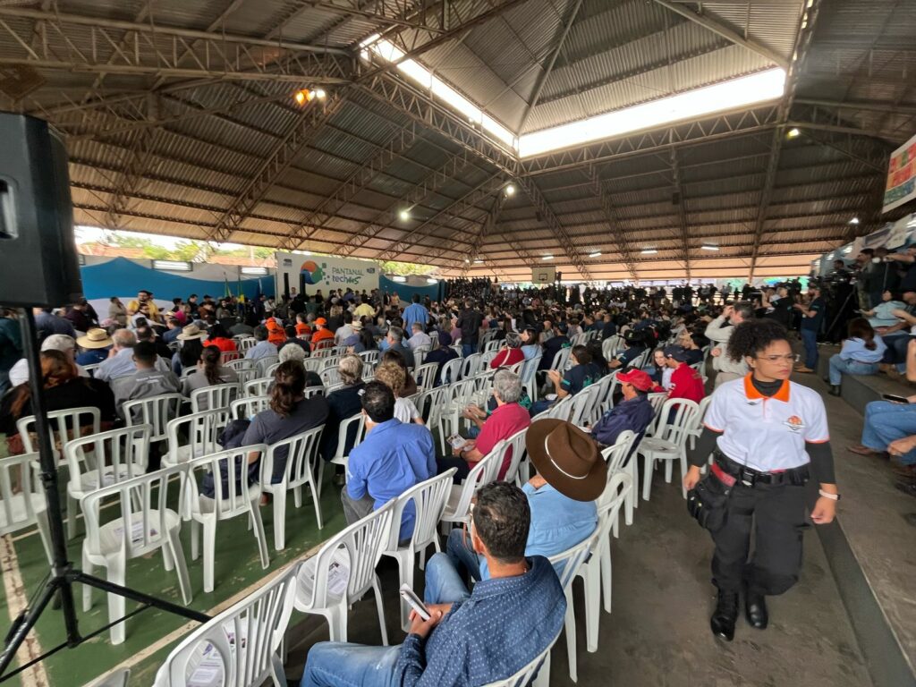Pantanal Tech MS 2025 tem início em Aquidauana com presença de autoridades e homenagens ao setor agropecuário