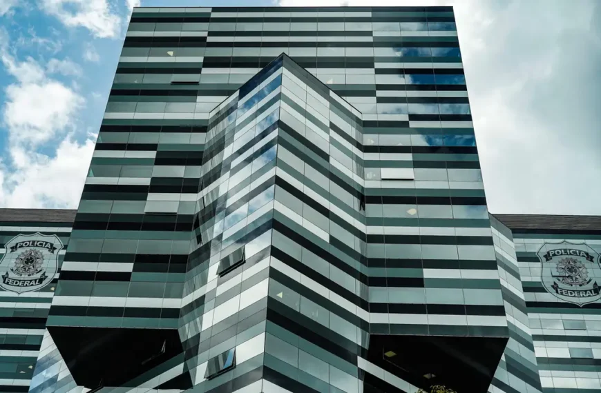Inscrições para concurso da Polícia Federal são prorrogadas até dia 17