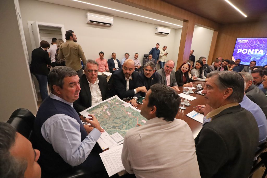 Governo municipalista: Ponta Porã garante recursos para 100% de pavimentação em três bairros e sanga Puitã