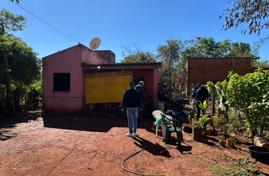 Três são presos em flagrante após assaltar loja de celulares na fronteira