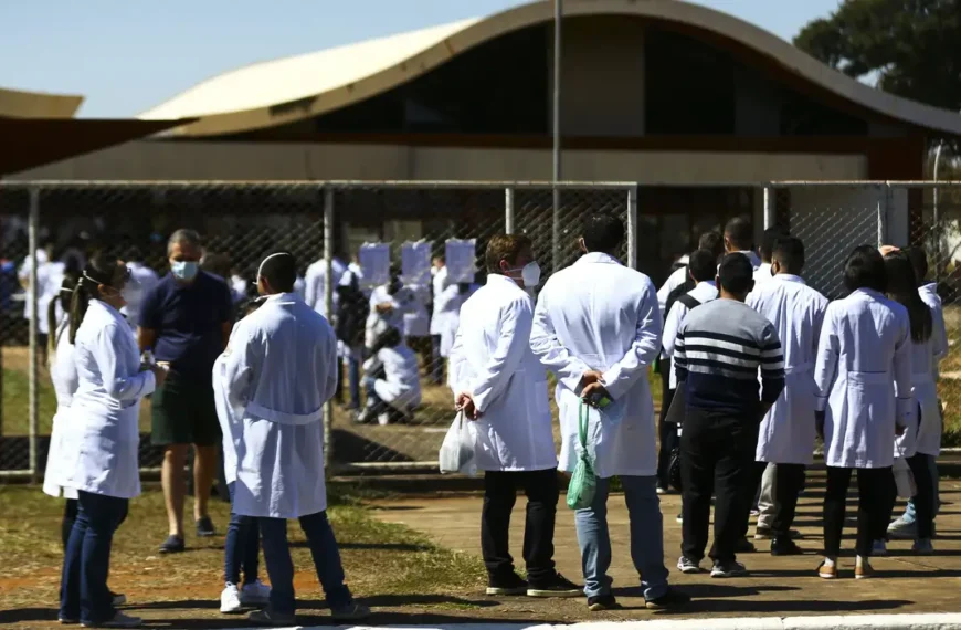 Nota de corte da segunda fase do Revalida fica em 65,655 pontos