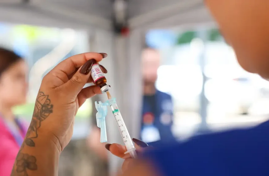 Dose de reforço de vacina contra meningite terá proteção maior