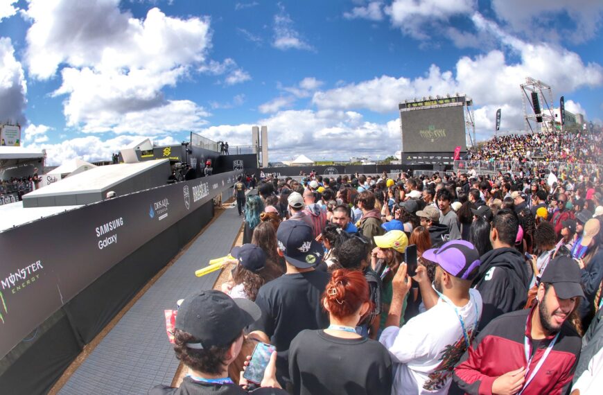 Skatistas do Bolsa Atleta brilham na SLS em Brasília: Rayssa Leal e Felipe Gustavo vencem etapa com show de manobras