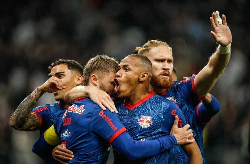 Corinthians perde para o Bragantino em casa pelo Brasileiro