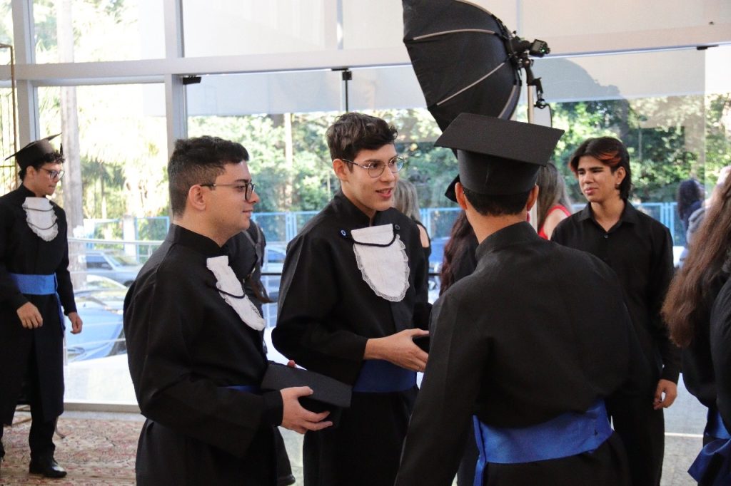 Primeiro passo de quem está entrando no mercado, Voucher Desenvolvedor também é oportunidade de recomeço