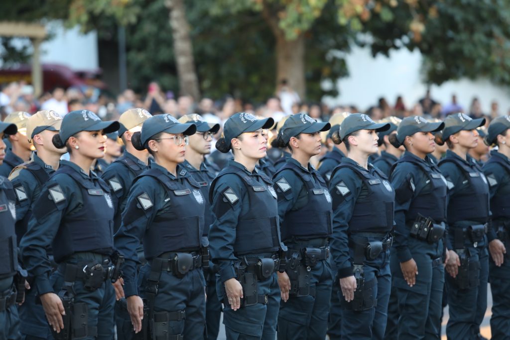 Investimento em segurança: Governo de MS entrega 427 novos policiais militares