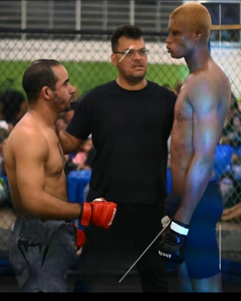 De Ponta Porã, Jeová Evanilsom consagra-se campeão no DEMOLION FIGHT 2