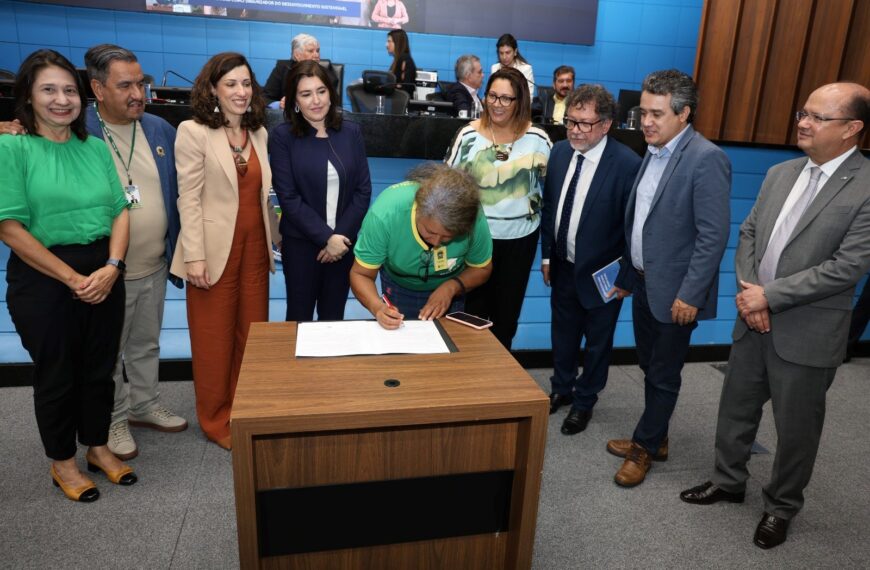 Títulos, fomento e lançamento de R$ 32 milhões a quilombolas marcam Seminário na ALEMS