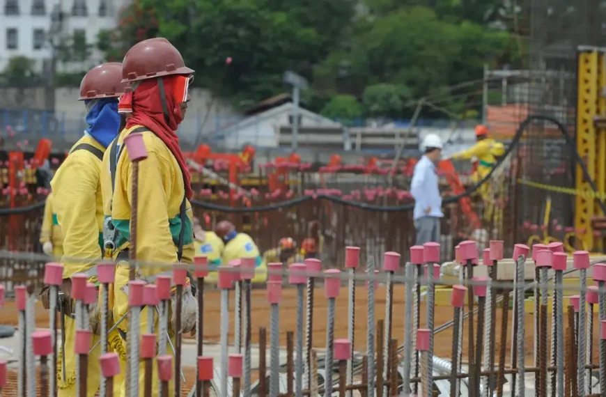 Índice que corrige salários, INPC acumula 5,05% em 12 meses
