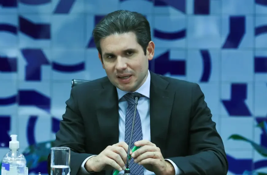 Motta escolhe deputado Paulinho da Força relator do PL da anistia