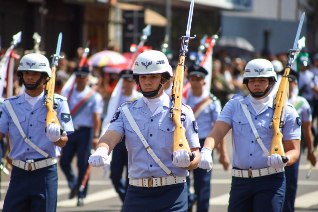 Desfile: Com público de 10 mil pessoas, tradição e admiração celebram a Independência do Brasil