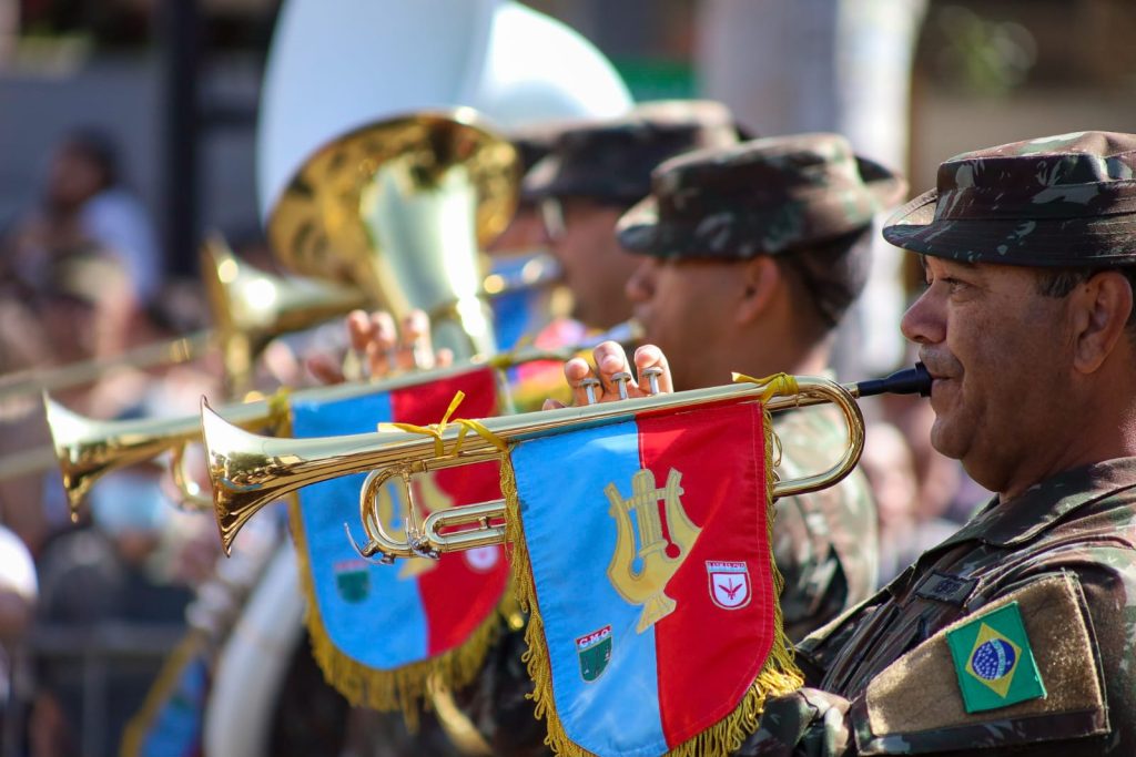 Desfile: Com público de 10 mil pessoas, tradição e admiração celebram a Independência do Brasil
