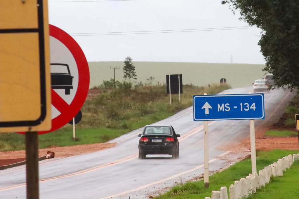 Governo do Estado inaugura pavimentação da Estrada Municipal NA-18, em Nova Andradina Governo do Estado inaugura pavimentação da Estrada Municipal NA-18, em Nova Andradina