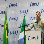 Modelo de gestão fiscal e econômica de MS ganha elogios de presidente do Paraguai e gigante do setor de carnes Modelo de gestão fiscal e econômica de MS ganha elogios de presidente do Paraguai e gigante do setor de carnes