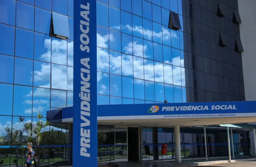 Dino vota para anular regra que reduziu aposentadoria por invalidez