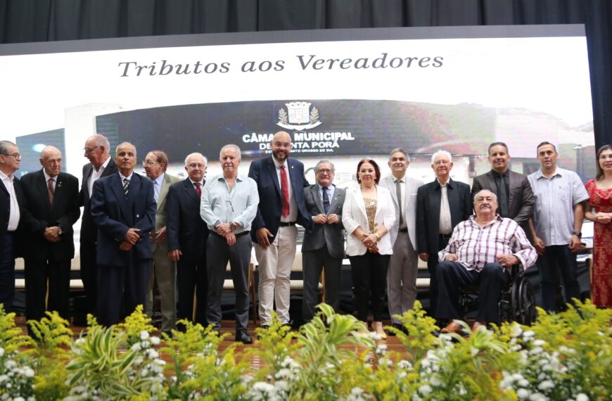 Ex-parlamentares de Ponta Porã são homenageados com sessão solene “Tributo a Vereadores”