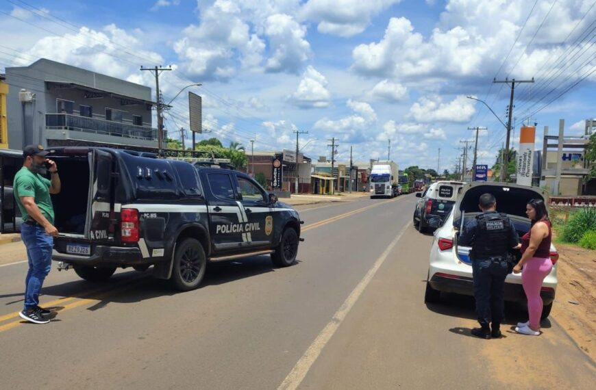 Homem é preso após tentar assassinar mulher a golpes de faca em cidade de MS