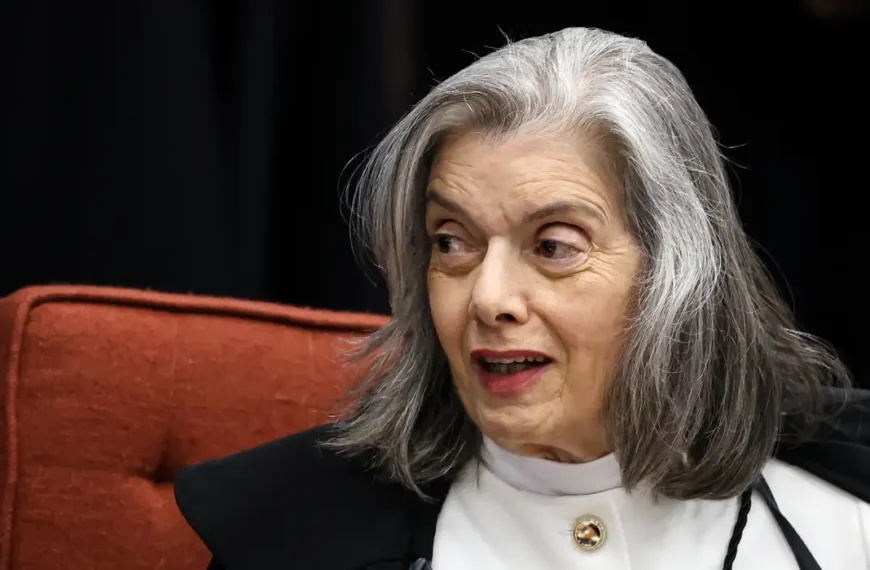 Presidente do TSE alerta para aumento de desinformação nas eleições