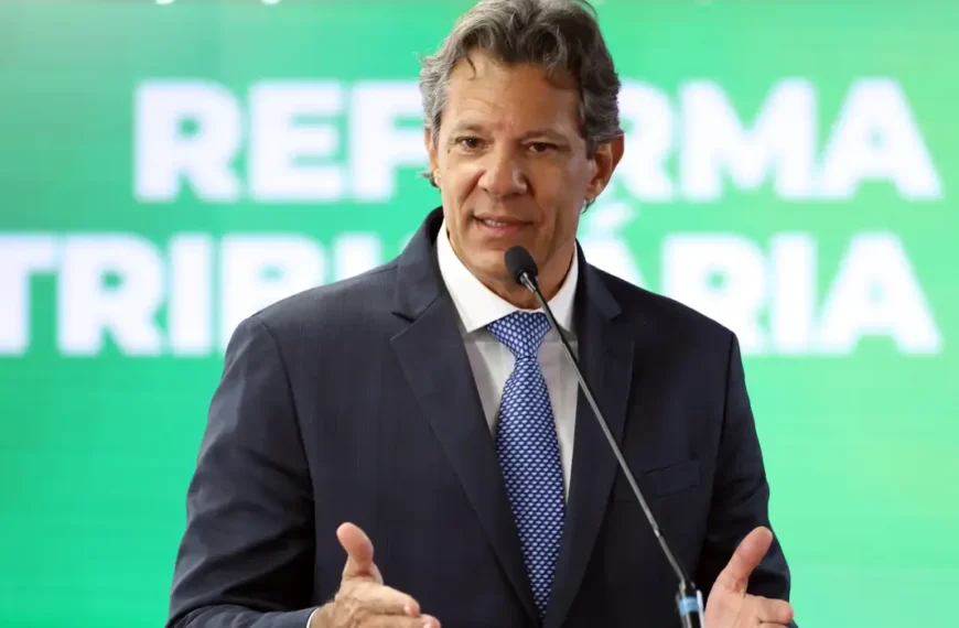 Problema da dívida pública está nos juros, não no déficit, diz Haddad