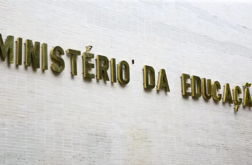 Governo recompõe orçamento para educação e ciência