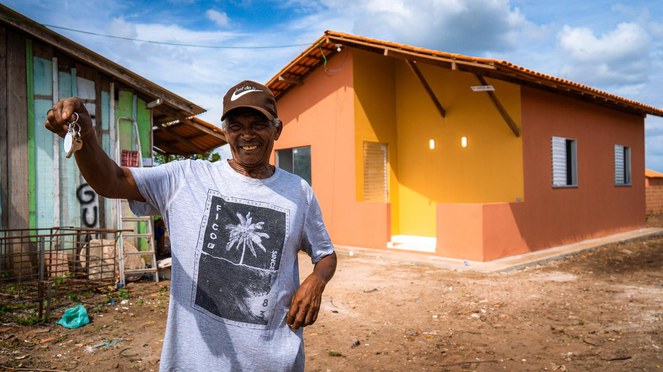 Obras de habitação e abastecimento de água são inauguradas em Paragominas (PA)