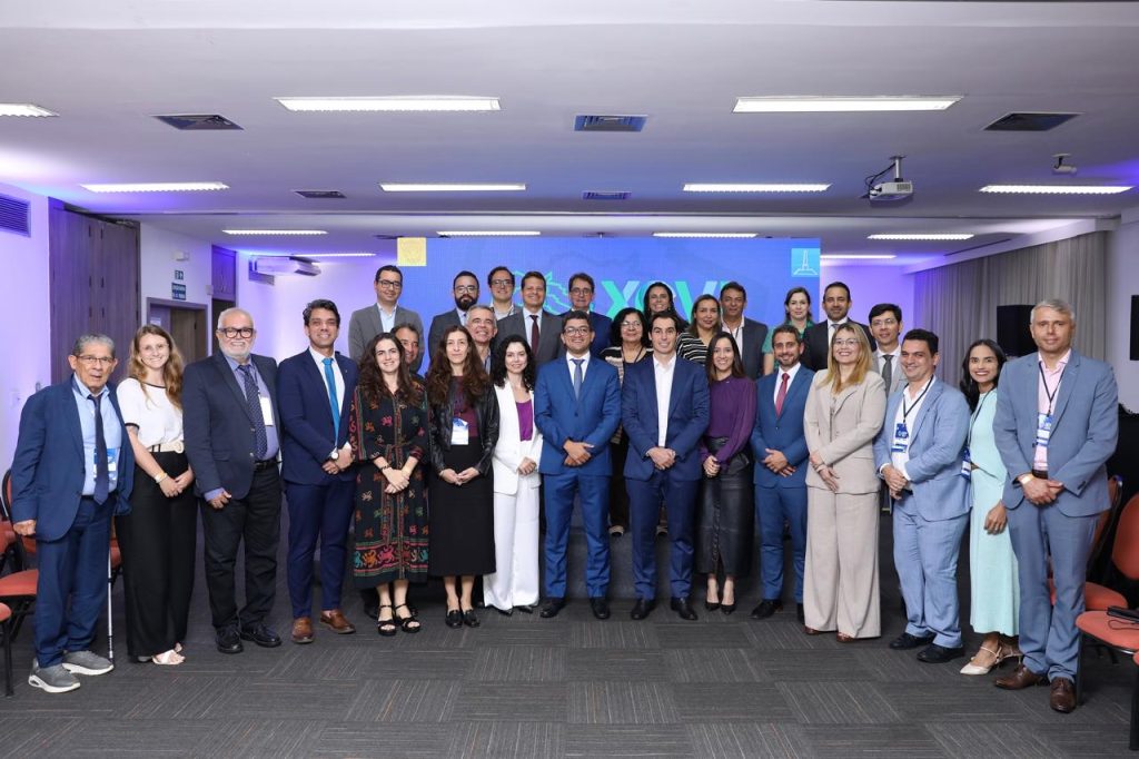 MS reúne 25 estados e encerra Fórum Nacional que debate o futuro do planejamento público do país MS reúne 25 estados e encerra Fórum Nacional que debate o futuro do planejamento público do país