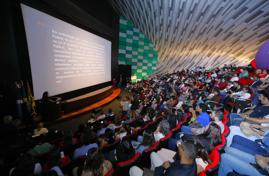 Transparência e inclusão: Governo de MS assina decreto para tornar linguagem pública mais clara ao cidadão Transparência e inclusão: Governo de MS assina decreto para tornar linguagem pública mais clara ao cidadão