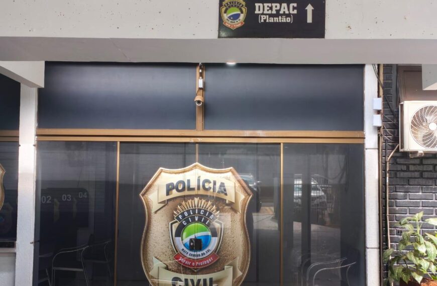 Embriagado, homem pratica ato obsceno diante de mulheres e crianças na rodoviária