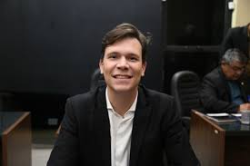 Gabriel Arce reitera pedido de drenagem na Rua Digno Torres no Flamboyant