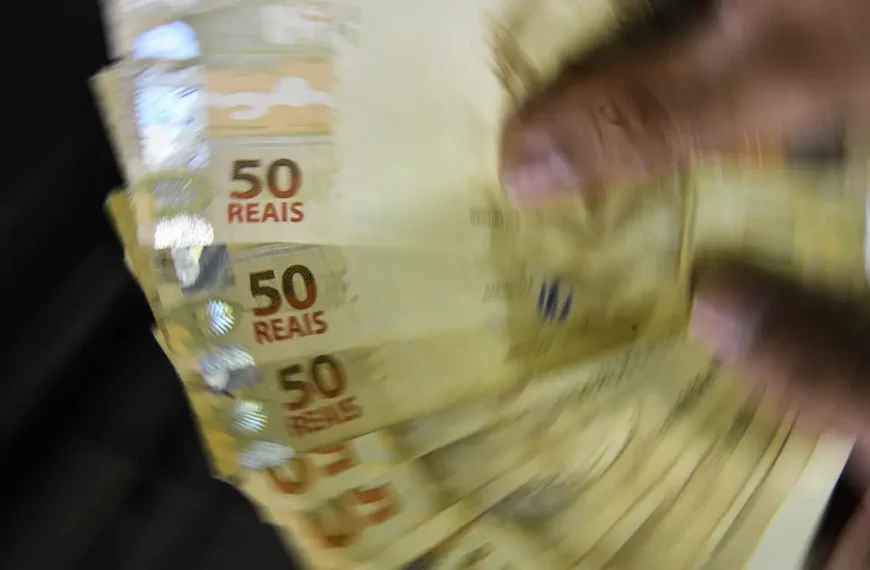 Poupança tem retirada líquida de R$ 11,1 bilhões em março