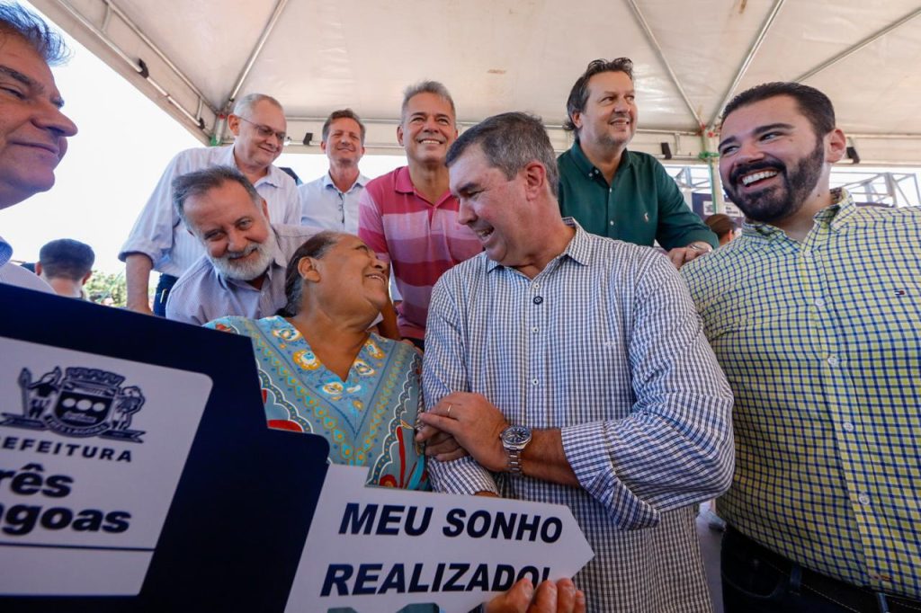 Com entrega de casas populares, Governo de Mato Grosso do Sul beneficia população de Três Lagoas Com entrega de casas populares, Governo de Mato Grosso do Sul beneficia população de Três Lagoas
