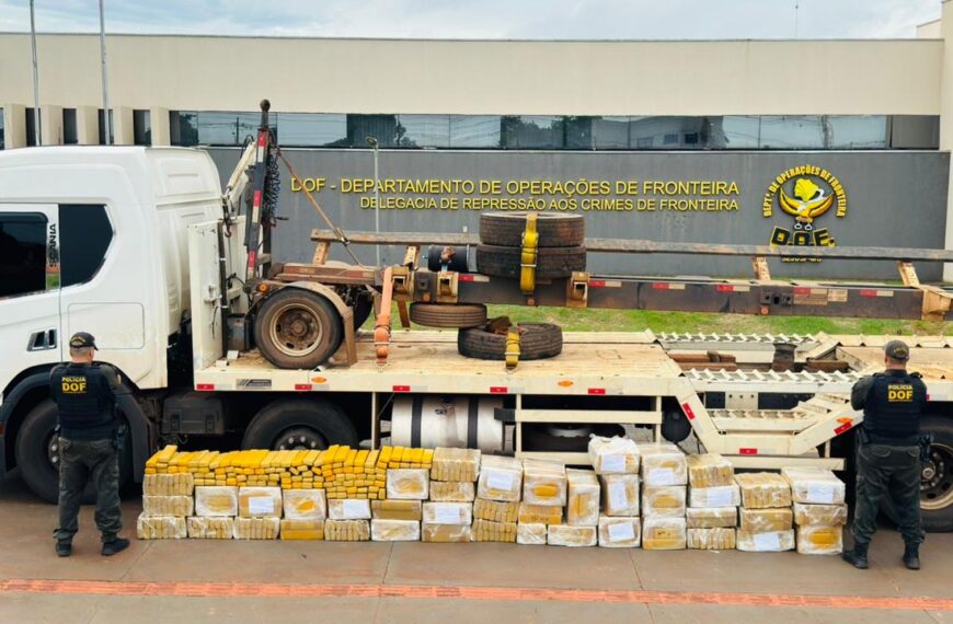 DOF apreende 1,2 tonelada de maconha em cabine de caminhão
