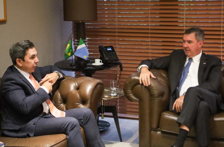 Para ampliar parcerias em áreas estratégicas, Governo de MS recebe representante dos EUA