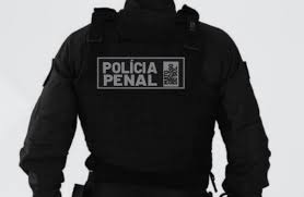Policial penal é preso em flagrante após dirigir embriagado, tentar atropelar PMs e resistir à prisão