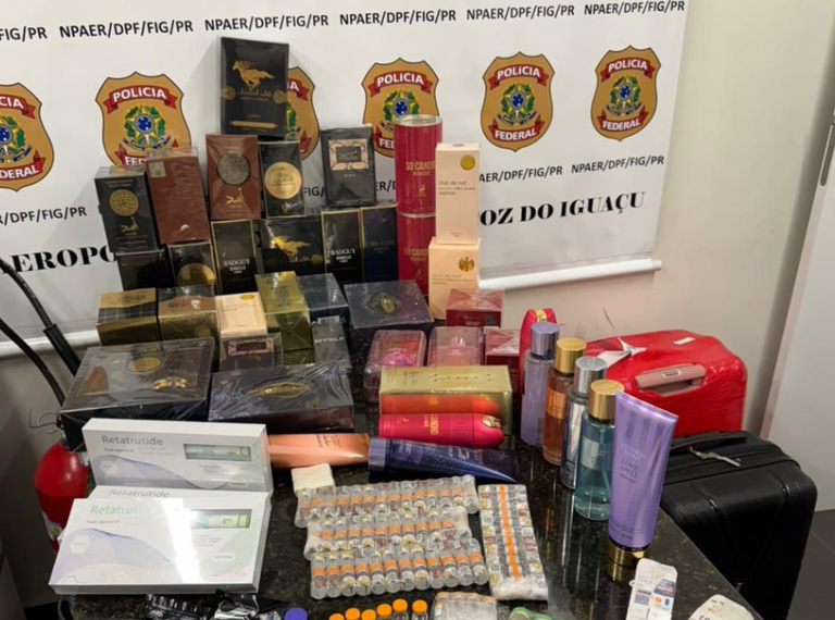 PF prende passageiro com medicamentos contrabandeados no Aeroporto de Foz do Iguaçu
