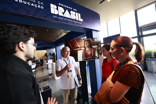 MEC fortalece ações de expansão e internacionalização